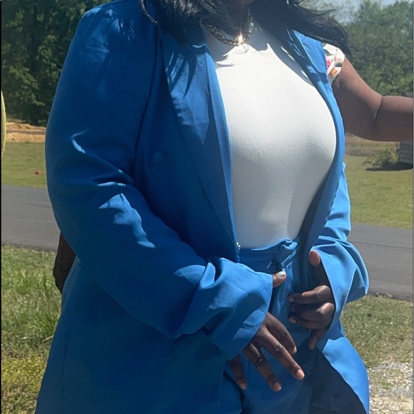 Blue Over sized Jacket and pants suit - Picture 4 of 4